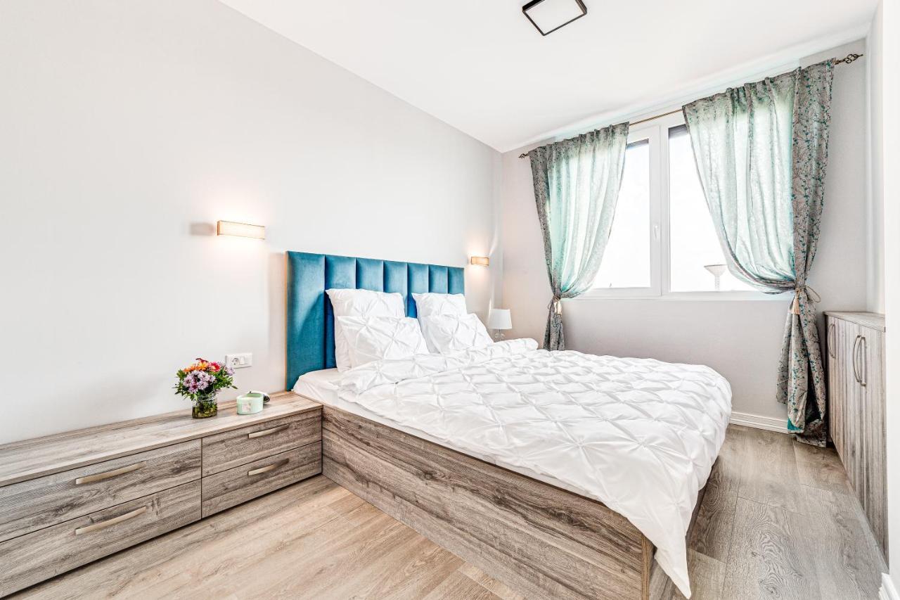Ari Brownie Apartment - Luxurious Stay Arad Exterior photo