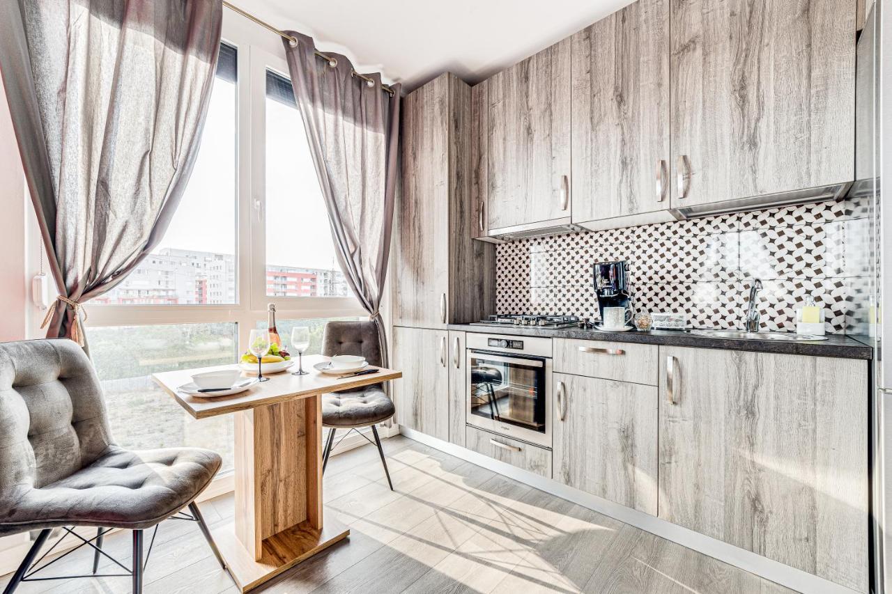 Ari Brownie Apartment - Luxurious Stay Arad Exterior photo